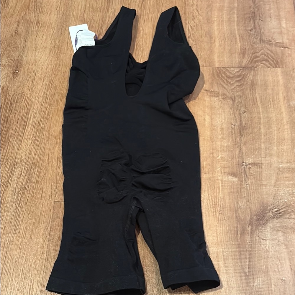Yitty Black Shapewear Bodysuit - Picture 4 of 4